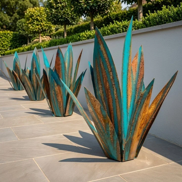 Metalen Agave – Weerbestendig Tuinbeeld met Decoratieve Roestlook