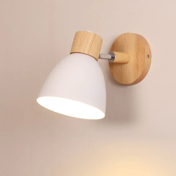 NordiGlow - Scandinavische wandlamp met hout en ijzer design