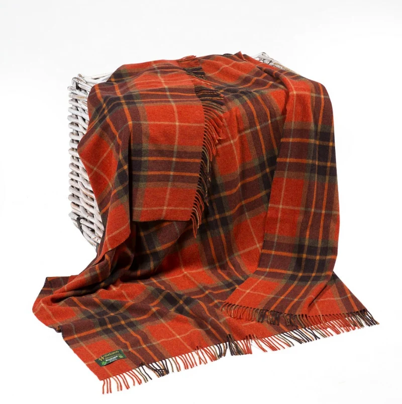 John Hanly Lambswool Throw 633