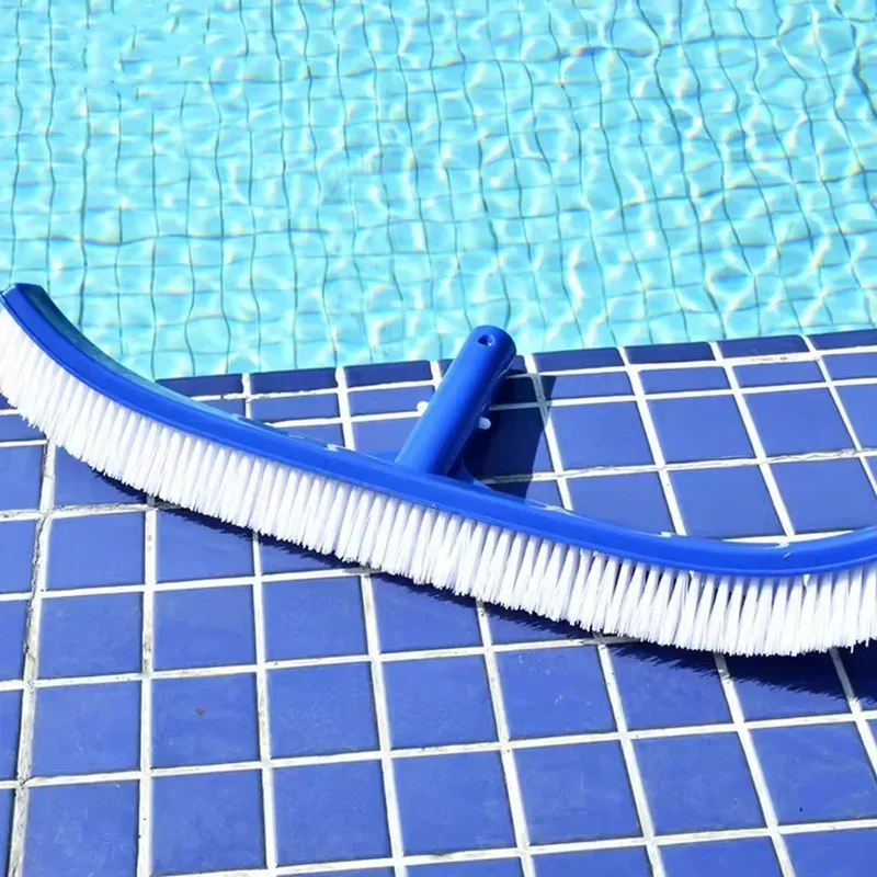 Zwembadborstel – Brede zwembadreiniger met stevige borstelharen en gebogen ontwerp