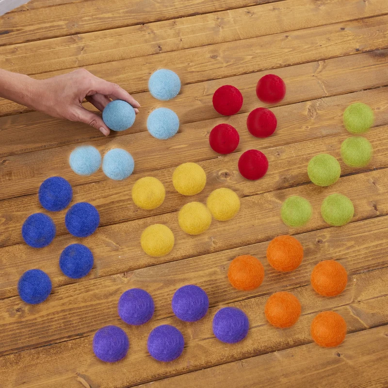 Cosy - Vilten Regenboogballen