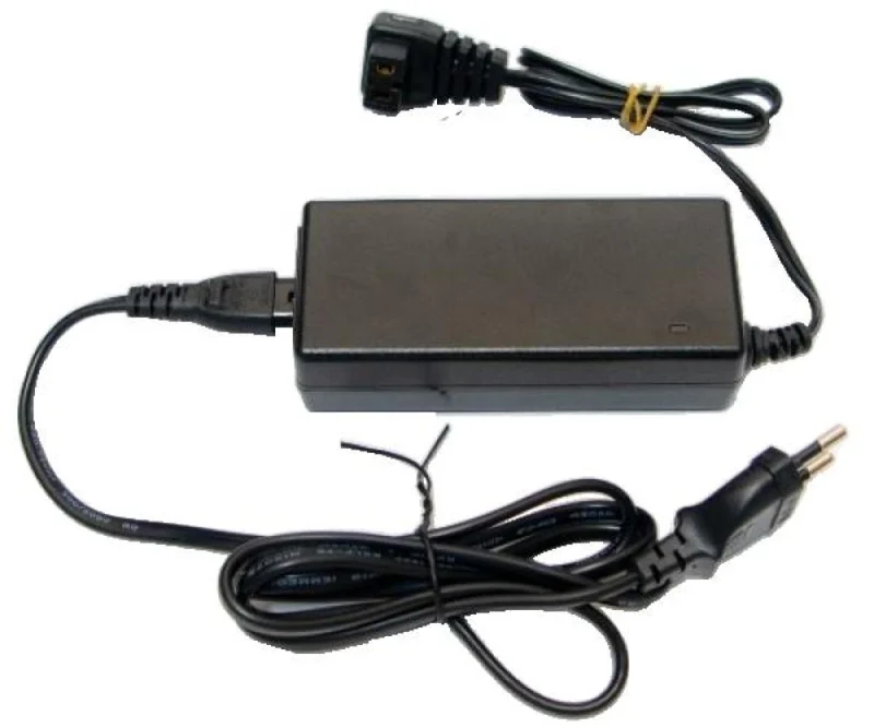 FMT Netadapter 230V naar 12V/24V voor Koelbox